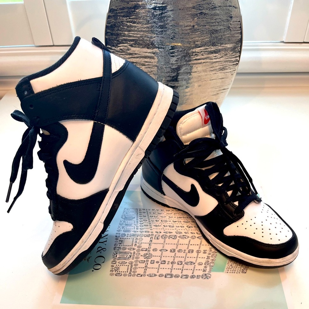 Nike Panda Dunks, size 6.5